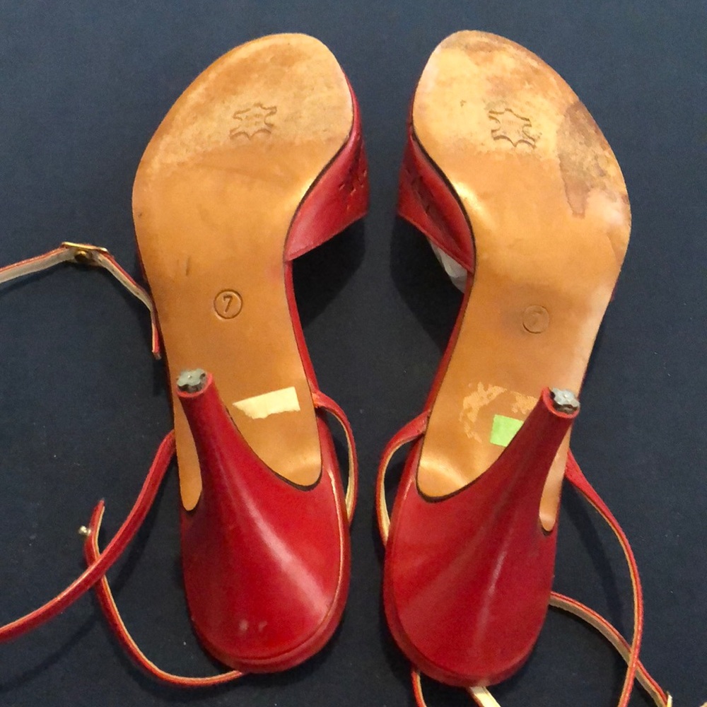 Shoes - Picture 2 of 4